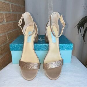 Betsey Johnson BLU Miri Evening Sandals champagne sparkle - 7